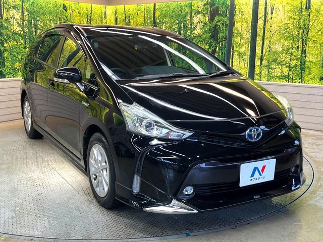TOYOTA PRIUS ALPHA 2015 Image 31