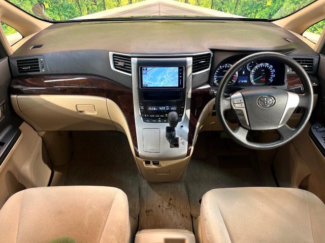 TOYOTA ALPHARD 2013 Image 31