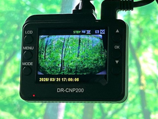 DAIHATSU TANTO FAN CROSS 2022 Image 31