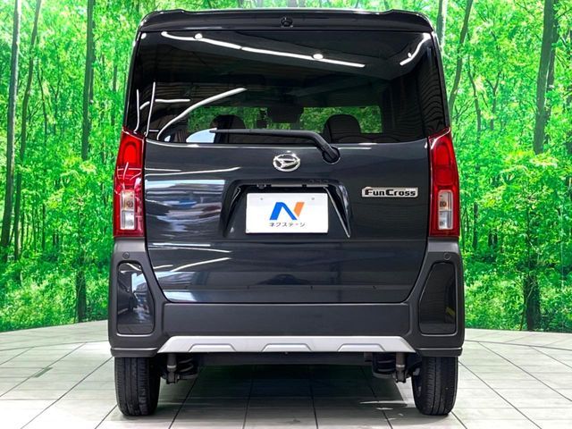 DAIHATSU TANTO FAN CROSS 2022 Image 31