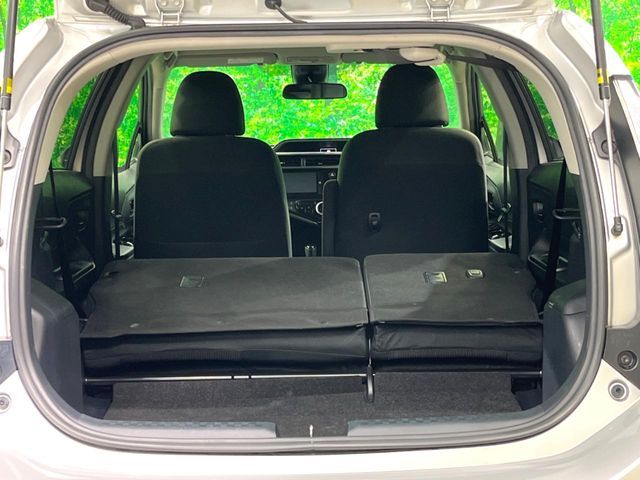 TOYOTA AQUA 2018 Image 31