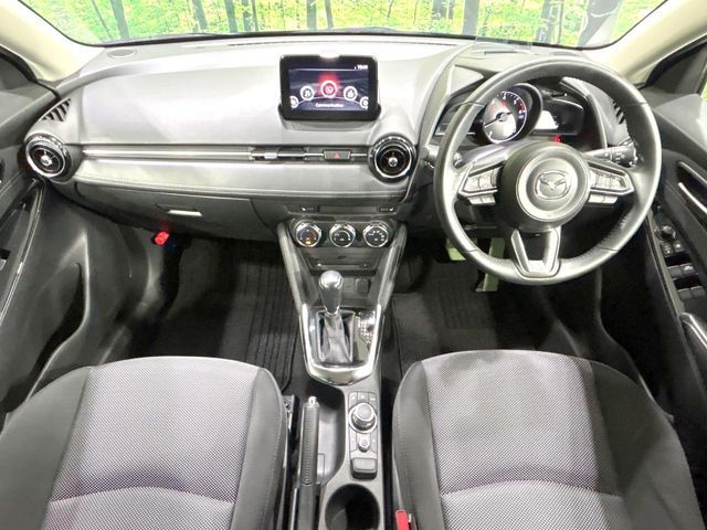 MAZDA DEMIO 2017 Image 31