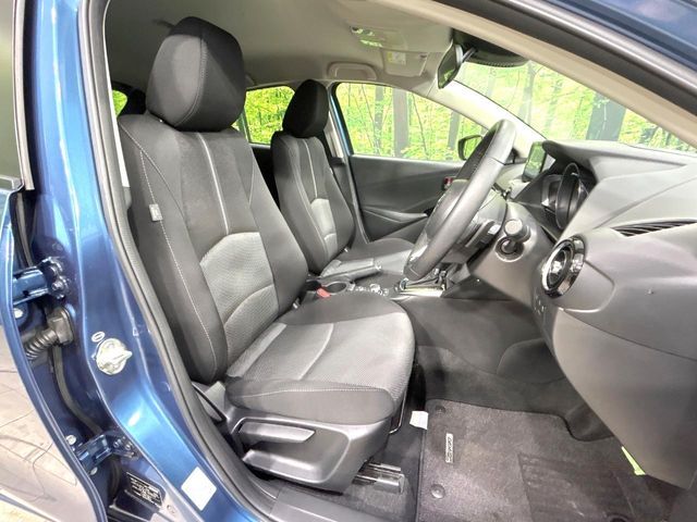 MAZDA DEMIO 2017 Image 31