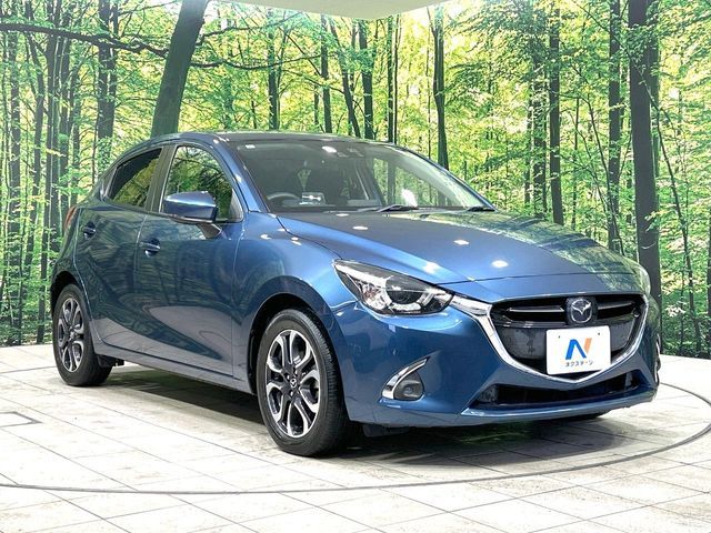 MAZDA DEMIO 2017 Image 31