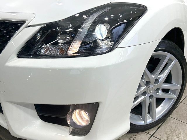 TOYOTA CROWN SEDAN 2011 Image 31