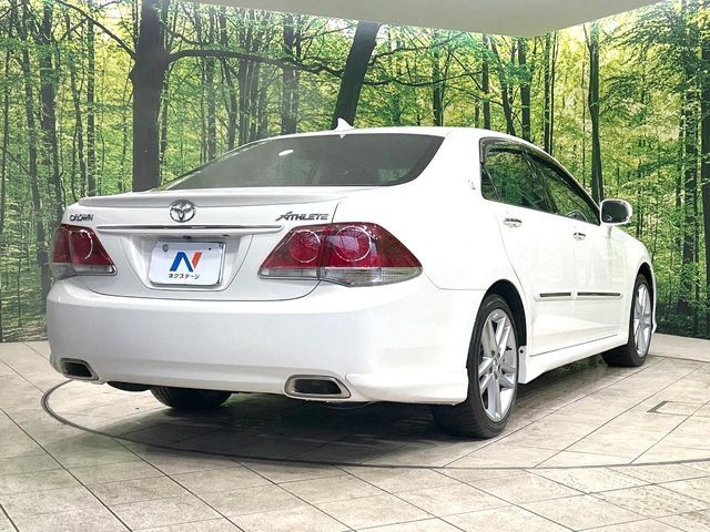 TOYOTA CROWN SEDAN 2011 Image 31