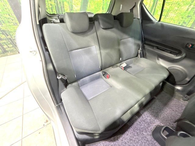 TOYOTA AQUA 2017 Image 31