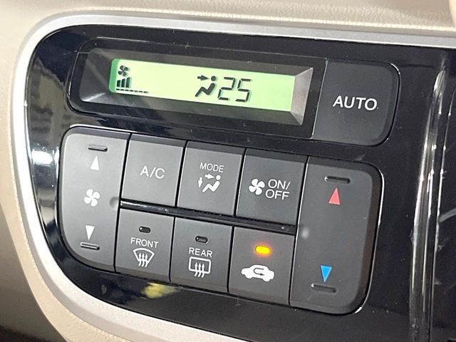 HONDA N BOX 2013 Image 31