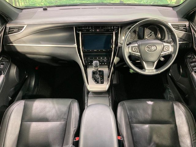 TOYOTA HARRIER 2WD 2018 Image 31