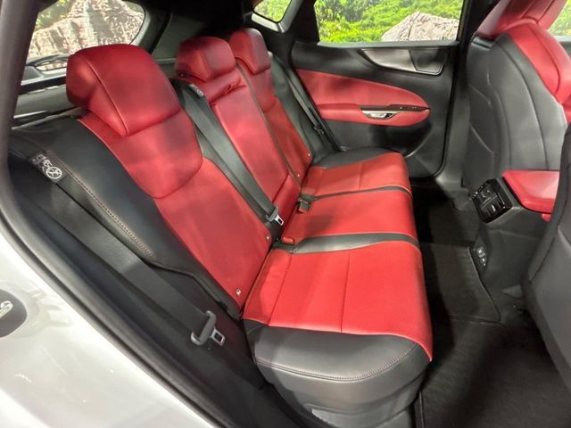 TOYOTA LEXUS NX350H 2023 Image 31