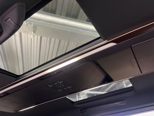 TOYOTA ALPHARD HYBRID 2024 Image 31