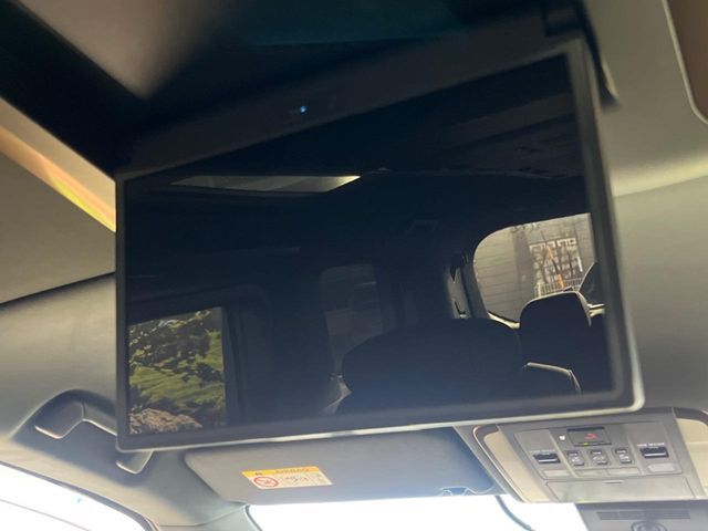 TOYOTA ALPHARD HYBRID 2024 Image 31