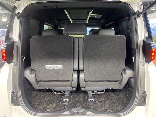 TOYOTA ALPHARD HYBRID 2024 Image 31