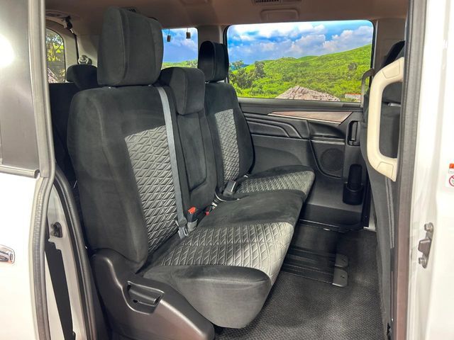 MITSUBISHI DELICA D:5 4WD 2024 Image 31