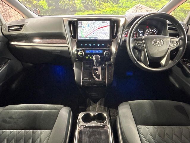 TOYOTA ALPHARD 2019 Image 31