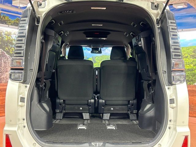 TOYOTA VOXY HYBRID 2020 Image 31