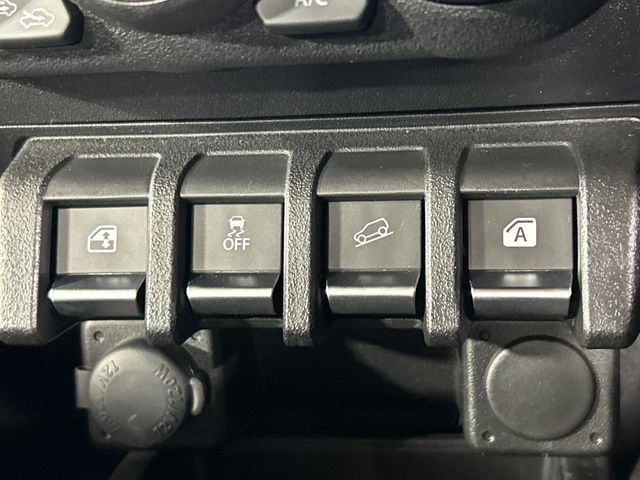 SUZUKI JIMNY 4WD 2024 Image 31