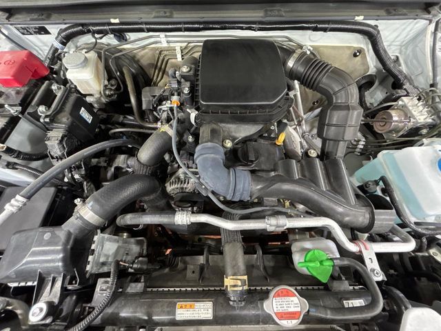 SUZUKI JIMNY 4WD 2024 Image 31