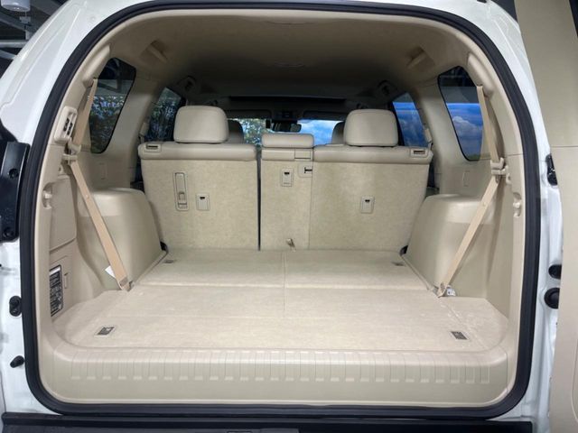 TOYOTA LANDCRUISER PRADO 2023 Image 31