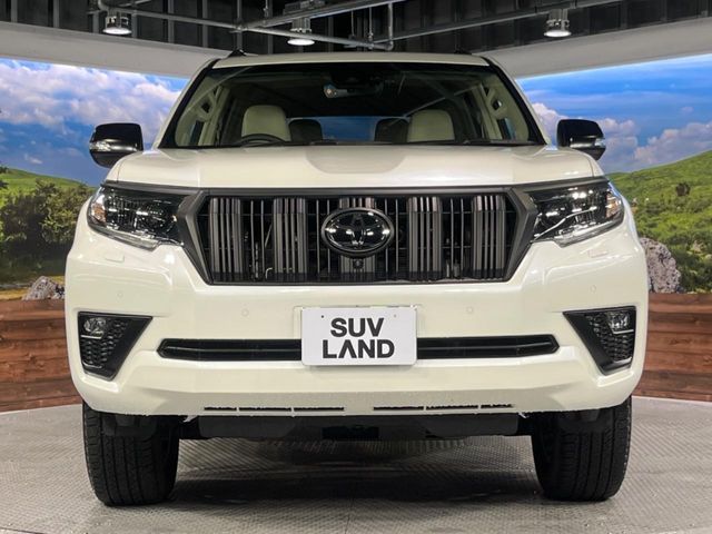 TOYOTA LANDCRUISER PRADO 2023 Image 31
