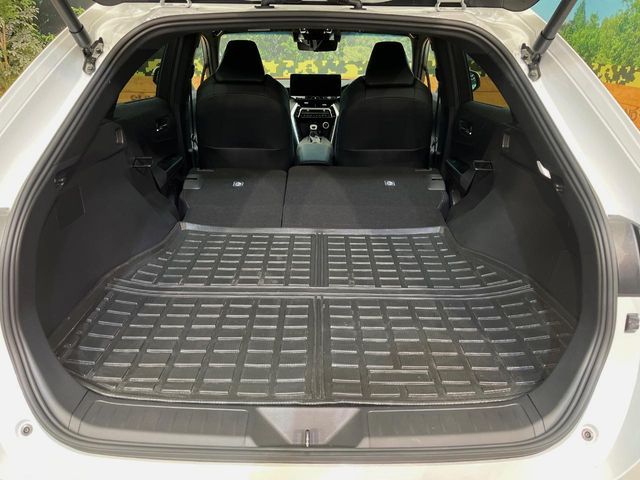 TOYOTA HARRIER HYBRID 2023 Image 31