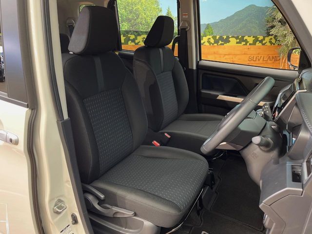 TOYOTA ROOMY 4WD 2025 Image 31