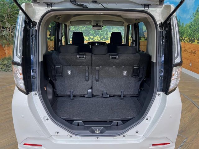 TOYOTA ROOMY 4WD 2025 Image 31