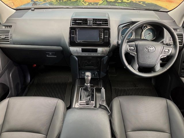 TOYOTA LANDCRUISER PRADO 2021 Image 31