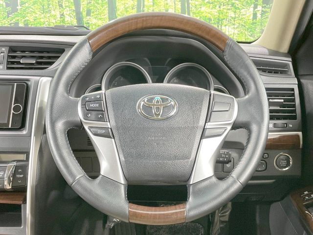 TOYOTA MARK X 2012 Image 31