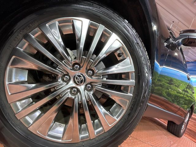 TOYOTA HARRIER 2WD 2023 Image 31