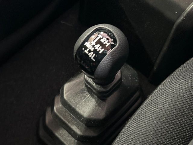 SUZUKI JIMNY 4WD 2025 Image 31