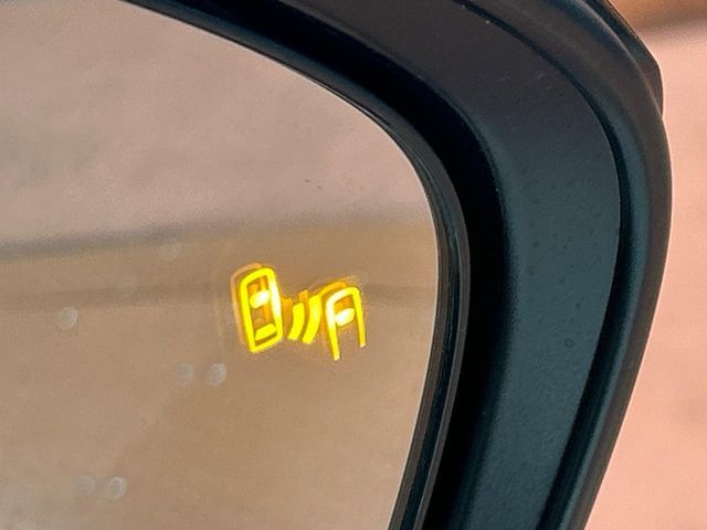 TOYOTA YARIS CROSS HYBRID 2021 Image 31