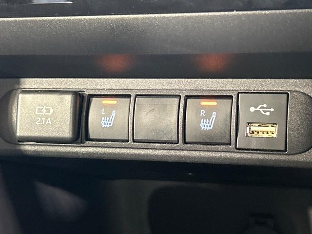 TOYOTA YARIS CROSS HYBRID 2021 Image 31