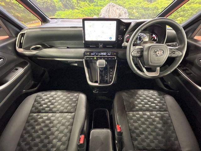 TOYOTA VOXY 2024 Image 31