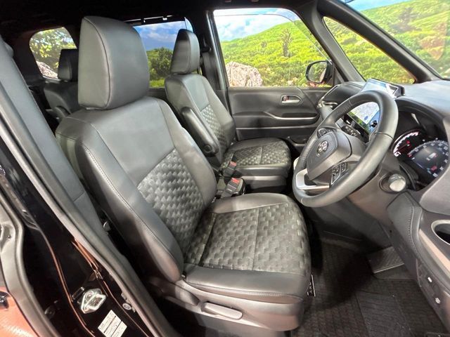 TOYOTA VOXY 2024 Image 31