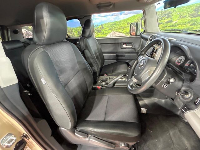 TOYOTA FJ CRUISER 4WD 2017 Image 31