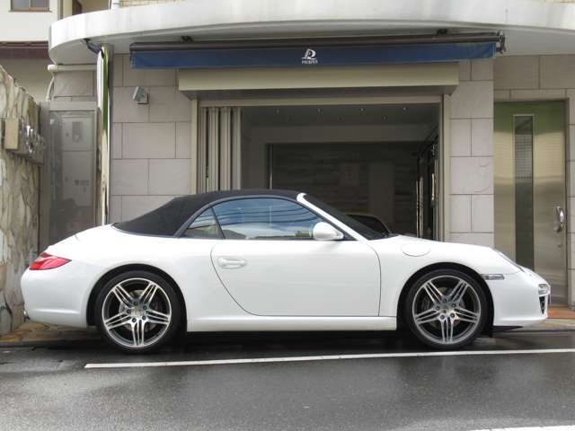 PORSCHE 911 OPEN 2010 Image 31