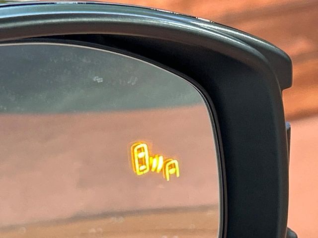 TOYOTA COROLLA CROSS HYBRID 2025 Image 31