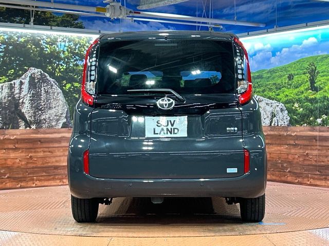 TOYOTA SIENTA HYBRID 2024 Image 31