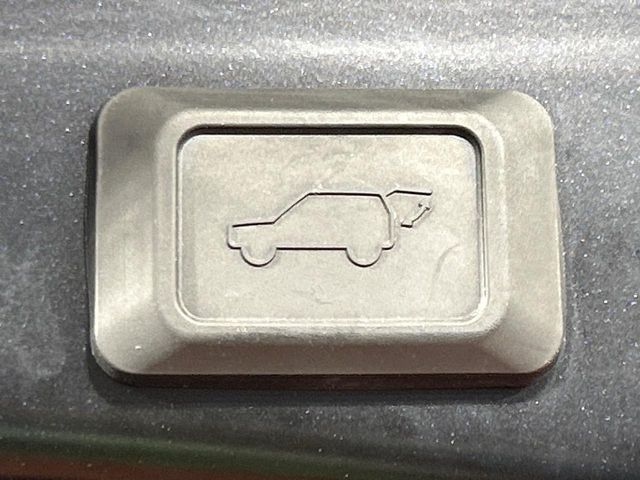 TOYOTA RAV4 4WD 2023 Image 31