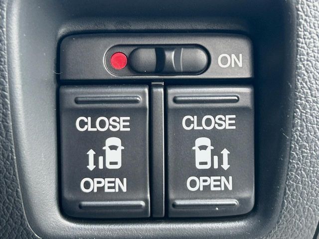 HONDA N BOX CUSTOM 2015 Image 31