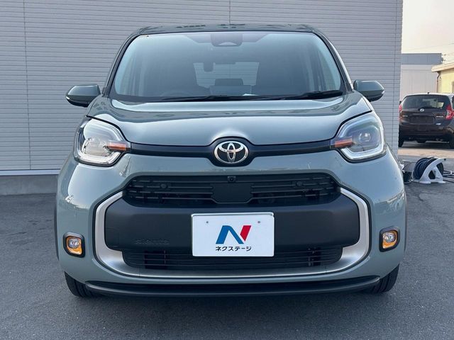 TOYOTA SIENTA HYBRID 2024 Image 31