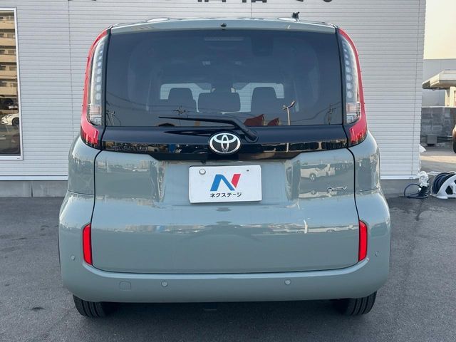TOYOTA SIENTA HYBRID 2024 Image 31