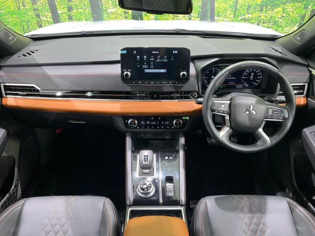 MITSUBISHI OUTLANDER PHEV 2023 Image 31