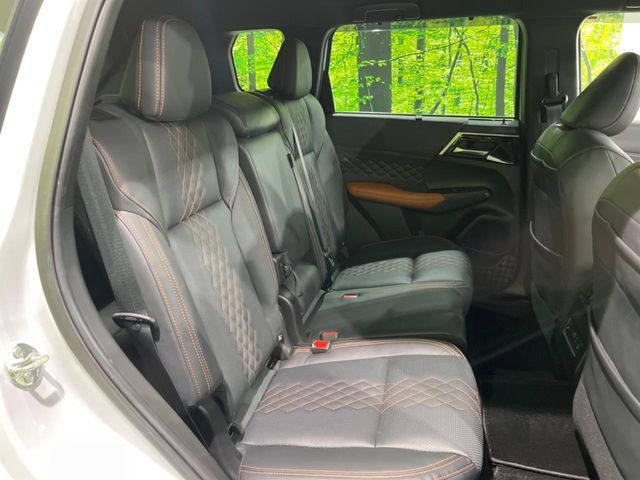 MITSUBISHI OUTLANDER PHEV 2023 Image 31