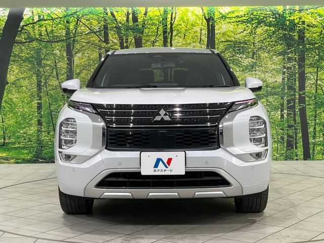 MITSUBISHI OUTLANDER PHEV 2023 Image 31