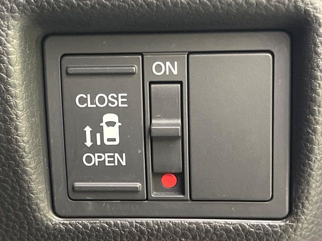 HONDA N BOX CUSTOM 2020 Image 31