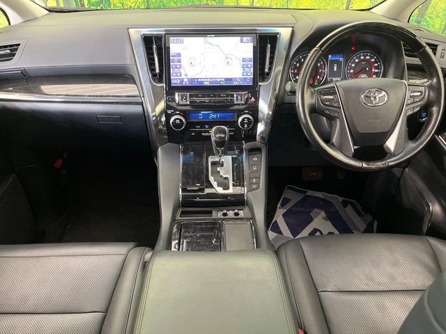 TOYOTA ALPHARD 2019 Image 31