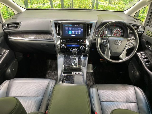 TOYOTA VELLFIRE 2018 Image 31