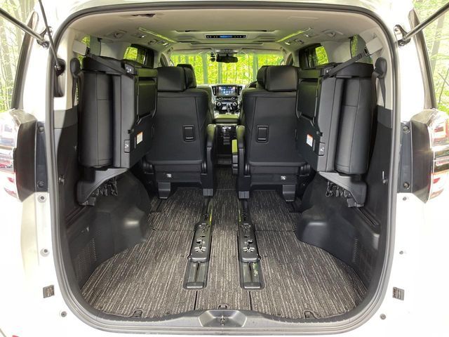 TOYOTA VELLFIRE 2018 Image 31